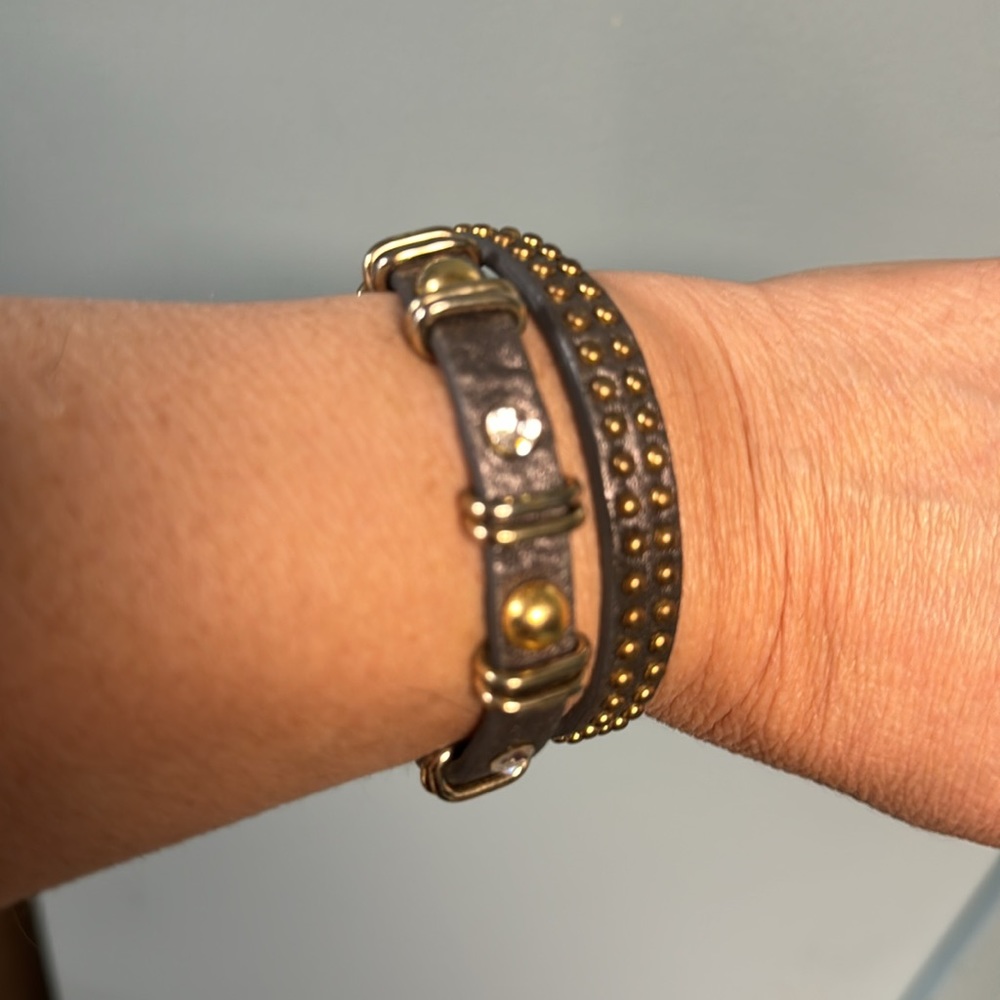 Double twist leather bracelet